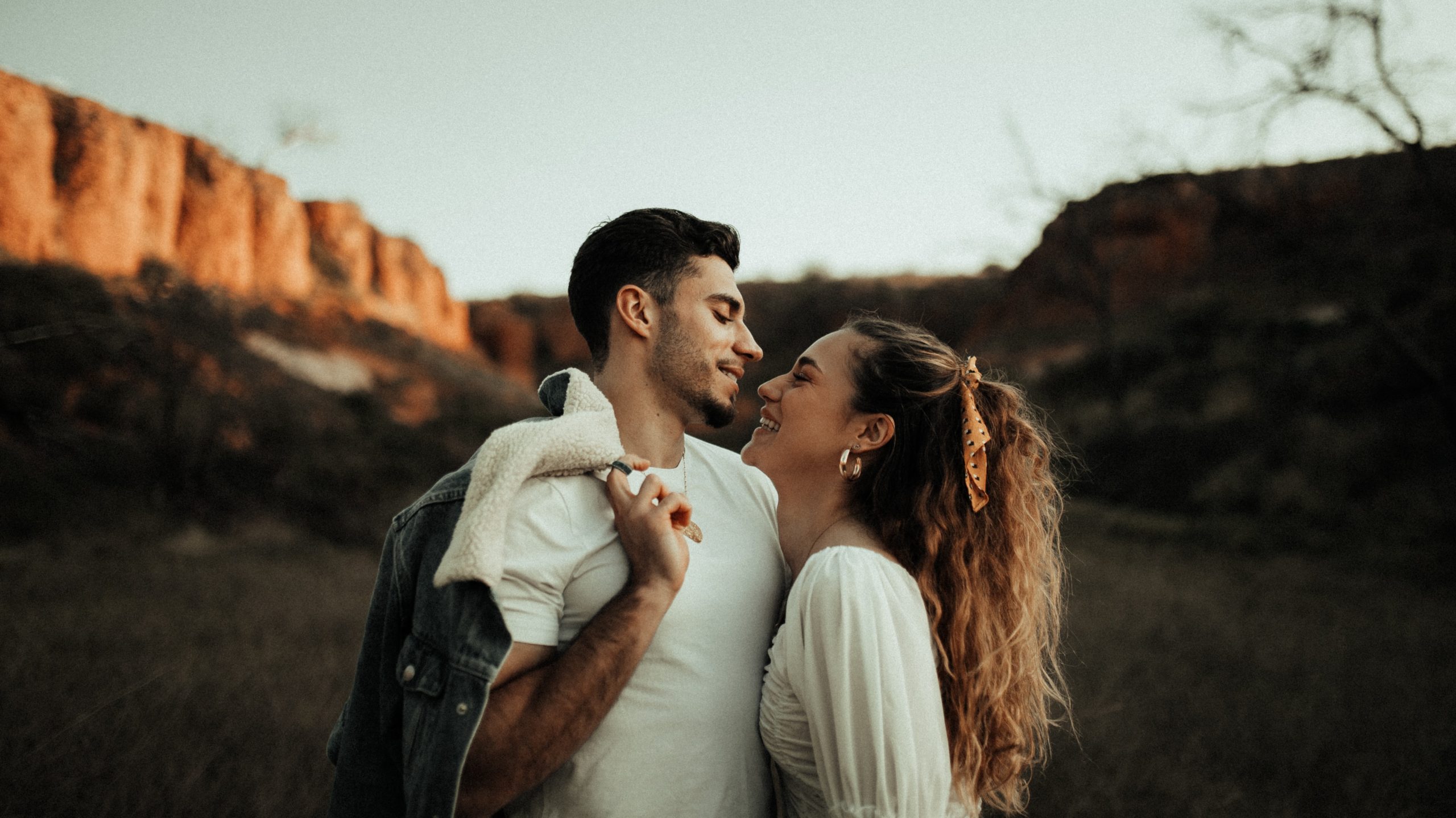 6 Maneiras Incríveis de Como Seduzir uma Mulher